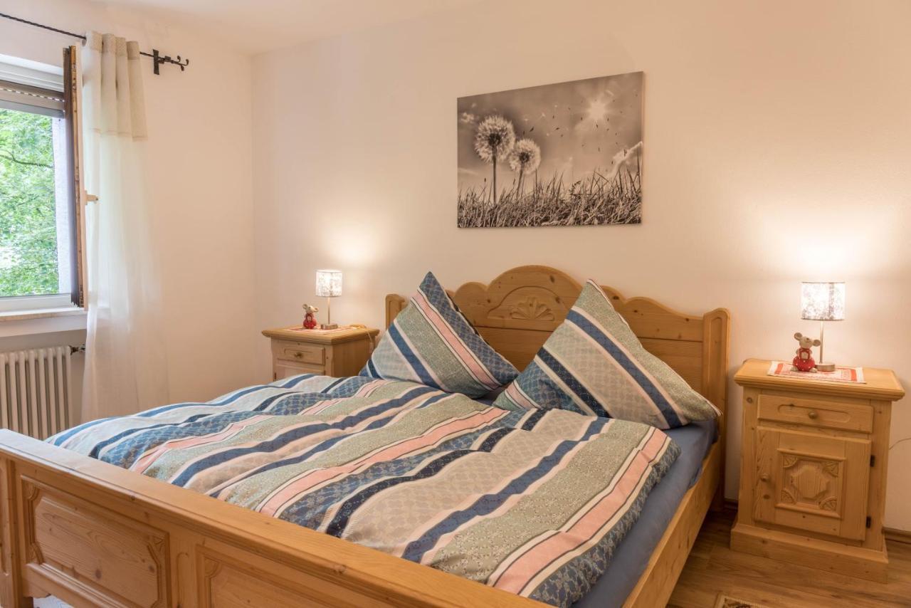 Ferienwohnung Lilly การ์มิช-พาร์เทนเคียร์เชน ภายนอก รูปภาพ