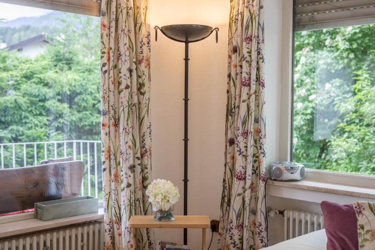 Ferienwohnung Lilly การ์มิช-พาร์เทนเคียร์เชน ภายนอก รูปภาพ